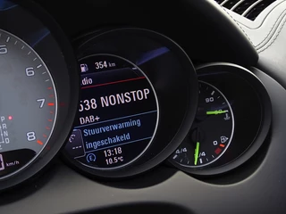 Porsche Cayenne Porsche Cayenne 3.0 S E-Hybrid 410PK / Porsche Sport Design / LED - afbeelding nr 24