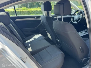 Volkswagen Passat Volkswagen Passat 1.4 TSI GTE DSG HEAD-UP/PDC/NAVI/AIRCO/LED - afbeelding nr 8