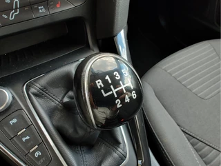 Ford Focus Ford Focus Wagon 1.0 TITANIUM Voorruitverwarming | Keyless | Cruise - afbeelding nr 22