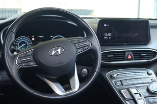 Hyundai Santa Fe Hyundai Santa Fe 1.6 T-GDI PHEV | Premium Sky | 7 Persoon | Trekhaak - afbeelding nr 3