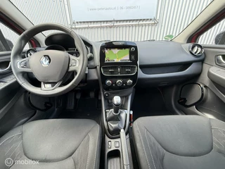 Renault Clio Renault Clio Estate 0.9 TCe Limited 2020 / Airco / Navigatie / Keyless entry / Dealeronderhouden NAP - afbeelding nr 10