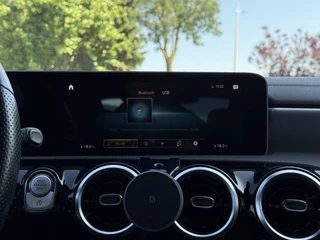 Mercedes-Benz CLA Mercedes-Benz CLA-klasse 180 Aut. Business Sol. AMG | Navi | Camera | Sportstoelen | - afbeelding nr 20