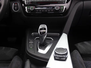 BMW 3 Serie BMW 3 Serie Touring 320d TwinTurbo M-sport / .Hi.Ex. / 2017 LED - afbeelding nr 24