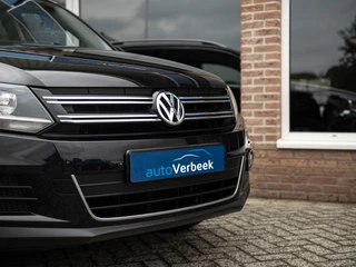 Volkswagen Tiguan Volkswagen Tiguan 1.4TSi DSG6 Cup Sport&Style | Trekhaak 1.800kg. | 2e eigenaar | Climate Control | Stoelverwarming | Parkeer pakket | Winter-pakket | Koplampsproeiers | Multifunctioneel lederen stuurwiel - afbeelding nr 19