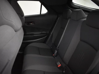 Toyota C-HR Toyota C-HR 2.0 Hybrid 200 First Edition | Parkeersensoren V+A - afbeelding nr 11