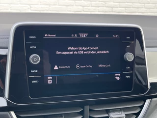 Volkswagen T-Roc Volkswagen T-Roc 1.5 TSI R-Line | CarPlay | Camera | ACC | IQ Light | Dodehoek | 18 inch - afbeelding nr 22