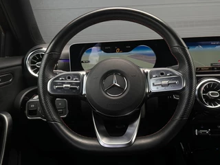 Mercedes-Benz A-Klasse Mercedes-Benz A-Klasse 200 163PK Automaat AMG Night Pano Sfeer Camera - afbeelding nr 29