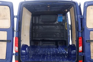 Volkswagen Crafter Volkswagen Crafter 35 2.0 TDI 140pk E6 L3H2 (L2H1) Trendline Airco/Navi/Imperiaal 12-2018 - afbeelding nr 5