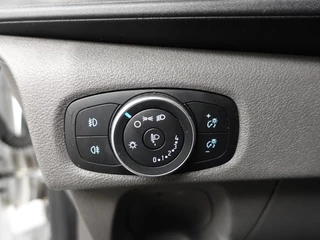 Ford Transit Custom Ford Transit Custom 131pk Automaat L1H1 Trend 2x Schuifdeur Trekhaak Cruise control Airco Euro6 3-zits - afbeelding nr 13