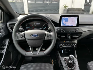 Ford Focus Ford Focus 1.0 EcoBoost ST Line Navi 18inch Led Winterpack NAP Dik! - afbeelding nr 21