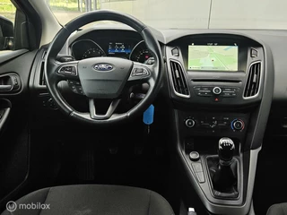 Ford Focus Ford Focus 1.0 Navi |Airco |Cruise |Stuurbed |Lmv |Boekjes - afbeelding nr 16