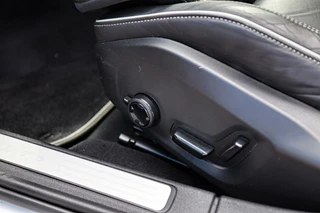 Volvo S60 Volvo S60 2.0 T8 AWD Polestar Engineered /PANODAK/B&W/MEMORY/HUD/360 CAMERA/TREKHAAK! - afbeelding nr 28