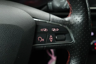 SEAT Leon SEAT Leon 1.4 TSI FR | Panoramadak | Stoelverwarming |  Carplay | Alcantara | Full LED | Navigatie | Sportstoelen | PDC | Climate control - afbeelding nr 18