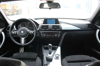 BMW 3 Serie BMW 3-serie Touring 320i M-Sport Shadow Execu. Harman Kardon - afbeelding nr 6