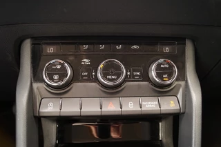 Škoda Karoq Škoda Karoq 1.5 TSI 150pk DSG Business Edition -NAVI-ECC-PDC- - afbeelding nr 18