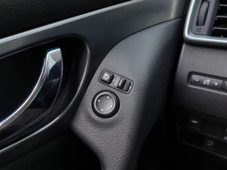 Nissan QASHQAI 1.2 DIG-T 116pk N-Connecta Design-Pack | Origineel NL | Navi | Clima | Cruise | Keyless Entry | Panoramadak | Pdc V+A+360 Camera | Rijstrook+Licht+Regensensor | Privacy Glass | 18''lm - afbeelding nr 23