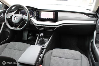 Škoda Octavia Skoda Octavia Combi 1.0 TSI Business Edition Plus, Stuur + stoel verwarming, Memory seats, Digitaal dashboard, Elektrische kofferbak, Head up display, Dodehoek detectie, Clima, App connect, Cruise, Navi. - afbeelding nr 6