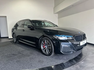 BMW 5 Serie BMW 5 Serie Touring 530e Business Edition Plus | M-sport pakket | Parking pack | Connected pack professional - afbeelding nr 1