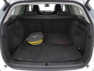 Škoda Enyaq iV (INCL-BTW) *PANO | FULL-LEATHER | ADAPT.CRUISE | HEAD-UP | MEMORY-PACK | FULL-LED | DIGI-COCKPIT | BLIND-SPOT | NAVI-FULLMAP | KEYLESS | CAMERA | SPORT-SEATS | KEYLESS | AMBIENT-LIGHT - afbeelding nr 11