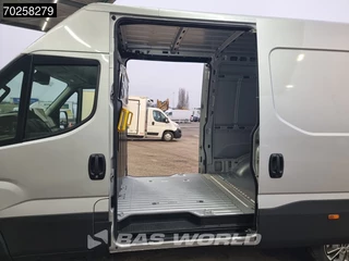 Iveco Daily Iveco Daily 35S21 Automaat Dubbele schuifdeur 2025 model L2H2 ACC LED CarPlay Velgen Camera 12m3 Airco - afbeelding nr 3