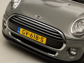 MINI Cooper Automaat (PANORAMADAK, 5 DEURS, GROOT NAVI, STOELVERWARMING, LEDER, SPORTSTOELEN, GETINT GLAS, NIEUWE APK, CRUISE, NIEUWSTAAT) - afbeelding nr 31