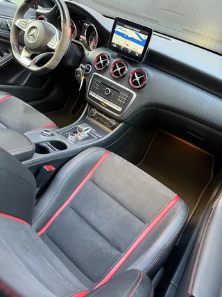 Mercedes-Benz A-Klasse Mercedes-Benz A-klasse AMG 45 4MATIC|Pano|Schaalstoelen|H&K - afbeelding nr 34