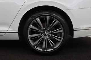 Volkswagen Passat Volkswagen Passat 1.4 TSI PHEV GTE | Head-Up | Stoelverwarming |  Camera | Adaptive cruise | Massage | Side Assist | Carplay | Matrix LED | Achterbankverwarming | Navigatie - afbeelding nr 35