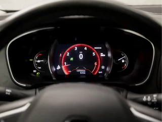 Renault Mégane Estate (APPLE CARPLAY, GROOT NAVI, CAMERA, BOSE AUDIO, LEDER, TREKHAAK, SPORTSTOELEN, KEYLESS, PARKEERSENSOREN, NIEUWE APK, NIEUWSTAAT) - afbeelding nr 22
