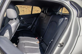 BMW 1 Serie BMW 1-serie 118i EDE Corporate Lease M Sport, Leder, Pano - afbeelding nr 11