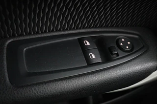 BMW 1 Serie BMW 1-serie 116i | Origineel NL | Cruise control | Bluetooth |  Airco | Parkeerhulp | Regen-/lichtsensor | Radio/CD - afbeelding nr 22