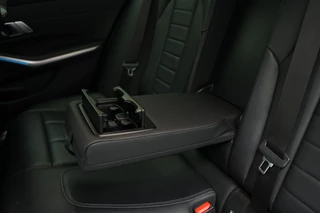 BMW 3 Serie BMW 3-serie Touring 320e High Executive automaat | Laser LED koplampen | M Sport | Panorama dak | lederen bekleding | elektrisch wegklapbare trekhaak - afbeelding nr 36
