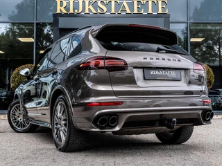 Porsche Cayenne Porsche Cayenne 3.0 S E-Hybrid|PANO|SPORT CHRONO|BOSE|360° - afbeelding nr 7