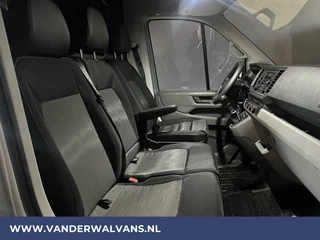 Volkswagen Crafter Volkswagen Crafter 2.0 TDI 140 pk L3H3 L2H2 Euro6 Airco | Camera | Cruisecontrol | Apple Carplay Android Auto, Chauffeursstoel, Parkeersensoren, Bijrijdersbank, 3000kg Trekvermogen, zilver - afbeelding nr 11