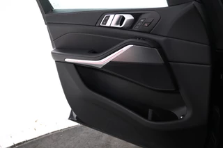 BMW X5 M-sport, Luchtvering, Adaptief,  Panoramadak, Apple Carplay - afbeelding nr 17