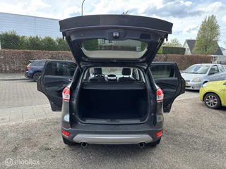 Ford Kuga Ford Kuga 1.5 EcoBoost Titanium 150pk half leder cruisecont. - afbeelding nr 13