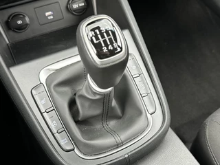 Hyundai Kona Hyundai Kona 1.0 T-GDI 120pk Comfort Hybrid | Camera | Carplay | Climate - afbeelding nr 24
