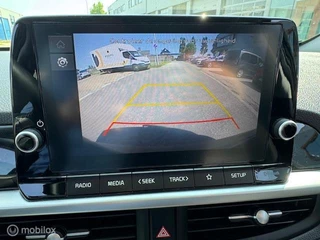 Kia Picanto Kia Picanto 1.0 DPi DynamicPlusLine ,  Nieuwe Type & Logo   Navigatie via  Apple Carplay & Android auto , Achteruitrij  camera ,  Stoel & Stuur verwarming ,  Sport Velgen , Led verlichting voor & achter , - afbeelding nr 33
