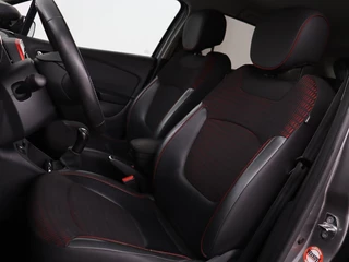 Renault Captur Renault Captur 0.9 TCe Helly Hansen | 1e eigenaar |  Stoelverwarming | Trekhaak | Camera | Navigatie | Keyless | Climate control | Cruise control | LED - afbeelding nr 5