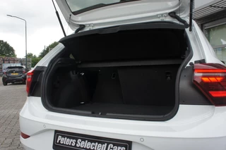 Volkswagen Polo VW Polo 1.0 TSI 110pk 3x R-Line Acc|Camera|IQ_Light|Pano|Virtual - afbeelding nr 16