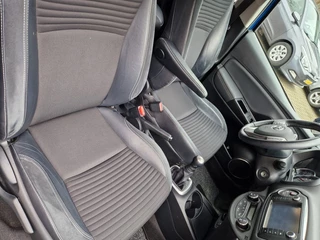 Toyota Yaris Toyota Yaris 1.0 VVT-i Aspiration 5-drs Clima NL-auto Camera Navi - afbeelding nr 13