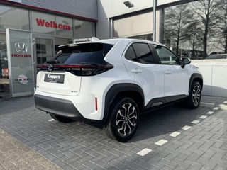 Toyota Yaris Cross Parkeersensoren V+A, Dodehoeksensor, Navigatie , All-in Rijklaarprijs - afbeelding nr 38