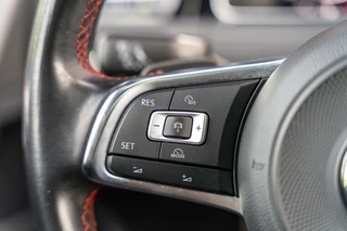 Volkswagen Golf Volkswagen Golf 2.0 TSI GTI Performance |Pano|Dyna|Leer|Keyless - afbeelding nr 32