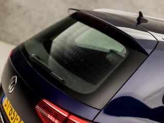 Volkswagen Passat Volkswagen Passat Variant 1.4 TSI ACT Highline 150Pk Automaat (APPLE CARPLAY, GROOT NAVI, CLIMATE, STOELVERWARMING, SPORTSTOELEN, KEYLESS, ADAPTIVE CRUISE, TREKHAAK, PARKEERSENSOREN, NIEUWSTAAT) - afbeelding nr 37
