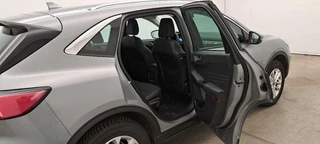 Ford Kuga Ford Kuga 2.5 PHEV Titanium 225pk | Driver Assistance Pack | Winterpack | AGR Stoelen met half leder | Trekhaak Wegklapbaar | Michelin Cross Climate - afbeelding nr 33