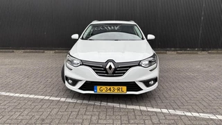 Renault Mégane Estate Renault Megane Estate 1.3 TCe 140 pk Limited Automaat Navi Carplay Android Auto - afbeelding nr 2