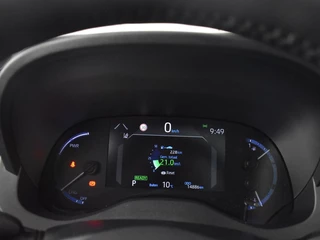 Toyota Yaris Cross Toyota Yaris Cross Demo 1.5 Hybrid Style | Panoramadak | HUD - afbeelding nr 22