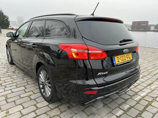 Ford Focus navi airco/ecc nieuwstaat! - afbeelding nr 5