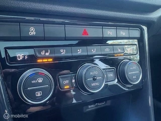 Volkswagen T-Roc Volkswagen T-Roc 2.0 TSI 4Motion Sport Carplay! - afbeelding nr 21
