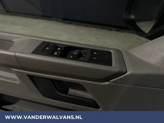 Volkswagen Transporter Volkswagen Transporter 2.0 TDI 150 pk L2H1 Euro6 # Airco | Trekhaak | Cruisecontrol | Apple Carplay | PDC Parkeersensoren, Android Auto - afbeelding nr 15