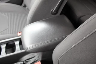 Ford Focus Ford Focus Wagon 1.0 Titanium Edition , 125pk Climate control , Navigatie , Cruise control , LED dagrijverlichting Parkeersensoren V+A , Voorruitverwarming , Sony Audio - afbeelding nr 26